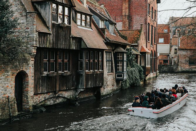 2-Hour Historical Walking Tour in Bruges with Praline Included - Rosary Quay Photo Views, Vikings at the Dijver, and the Final Burg Square