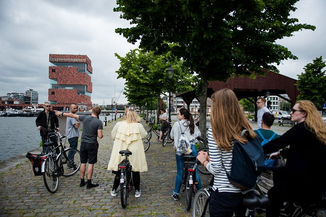 3-Hour Antwerp Bike Tour - Stop 4: Grote Markt, Antwerp’s classic center power move