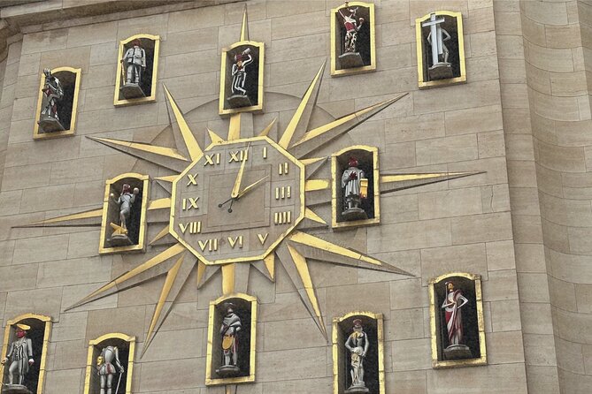 A Self-Guided Tour of Brussels: From Medieval to Modern Times - Meeting point to finish line, and why the route shape matters