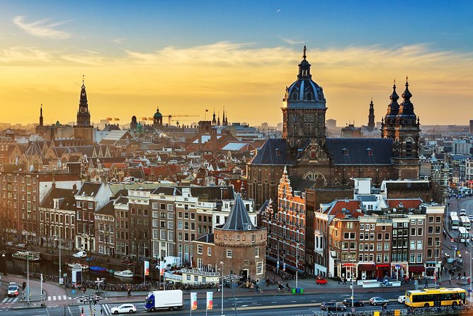 Amsterdam Day Trip from Brussels - Guide quality in English and Spanish, what you can expect