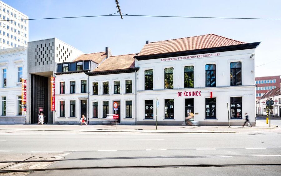 Antwerp: City Brewery De Koninck Interactive Tour - Getting There: Tram Stops, Train Walks, Bike Parking, and Car Access