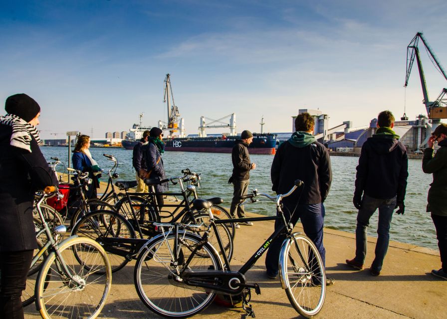 Antwerp: Guided Bike Tour - Jewish neighborhood to city park, a gentle way to orient yourself