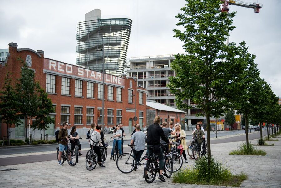 Antwerp: Guided Bike Tour - Price, comfort, and who this tour fits