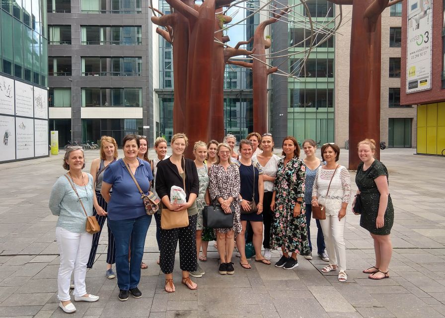 Antwerp: Jewish Neighbourhood Guided Walking Tour - What you learn on the street: kosher, Sabbath, and the mezuzah by the door