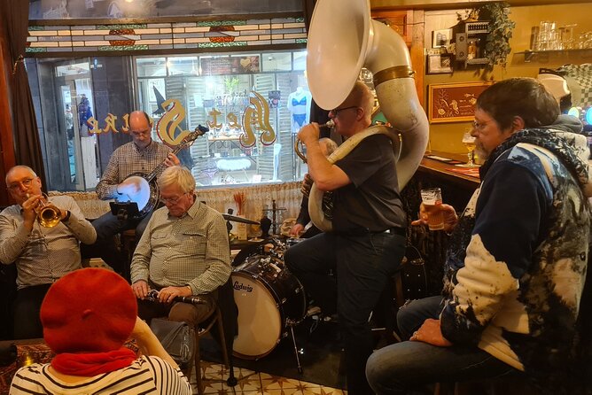 Antwerp Pub Crawl - Your 3:00 pm afternoon route through classic Antwerp streets
