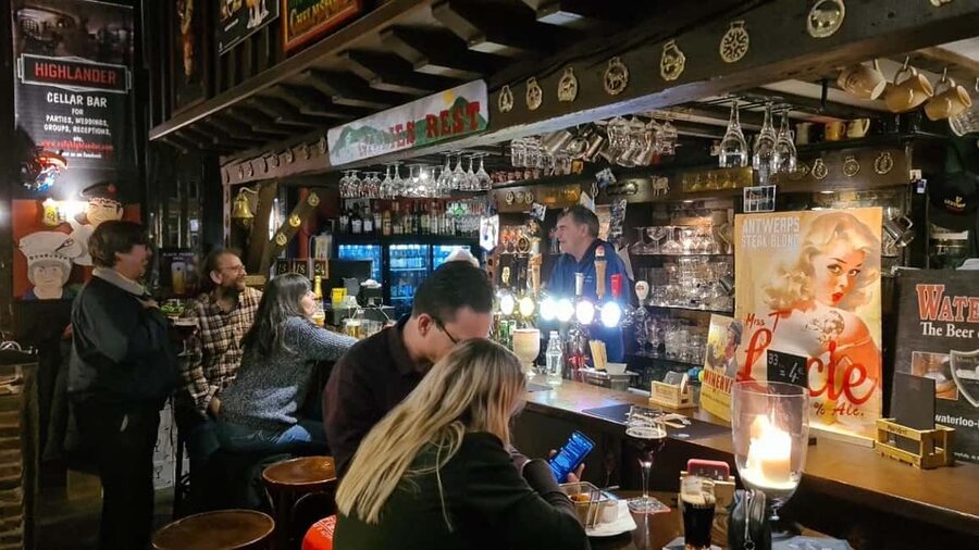 Antwerp: Pub Crawl in the Historical City - First stop at Antwerpse brouwcompagnie taproom, or a classic bar start