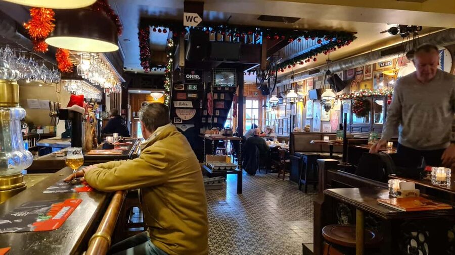 Antwerp: Pub Crawl in the Historical City - Historic pubs, and how you taste beer styles like a local