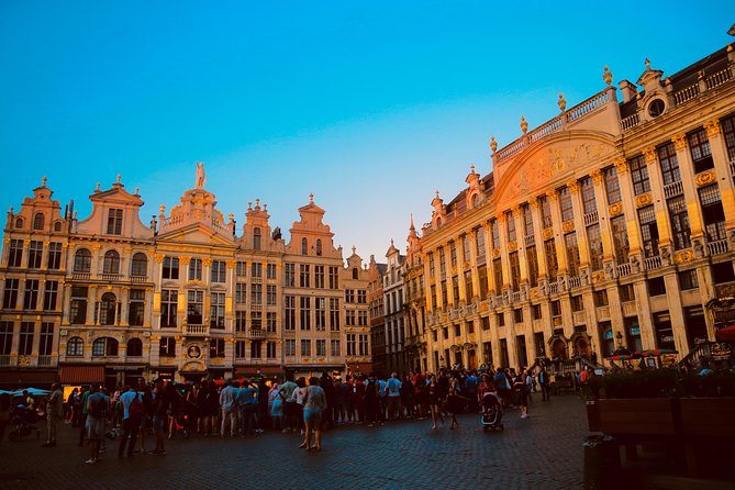 Architecture Tour of Brussels - Mont des Arts: your photo target and the classic old-city panorama