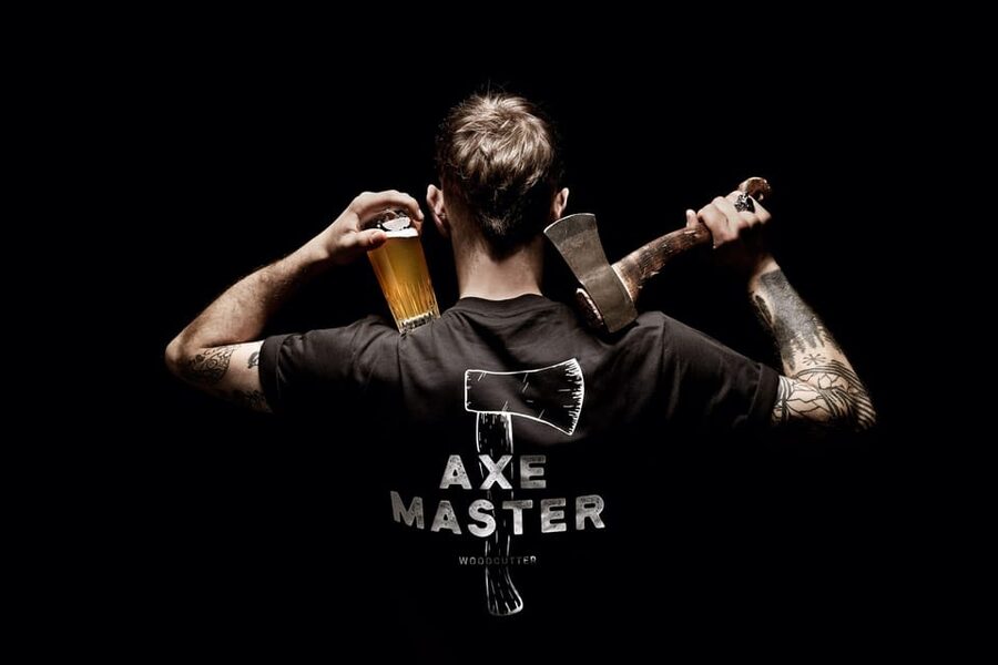 Axe Throwing Experience - Key Points at a Glance