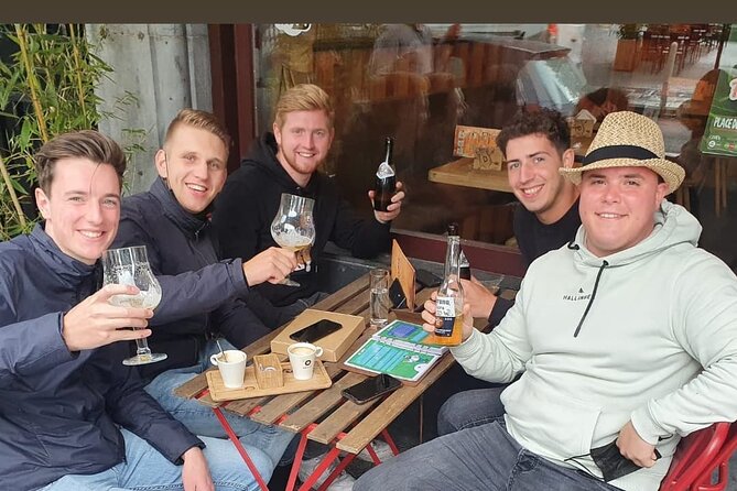 Beer Tasting and Scavenger Hunt in Brussels – About 3 Hours - Galerie de la Reine: A Short Ticketed Break