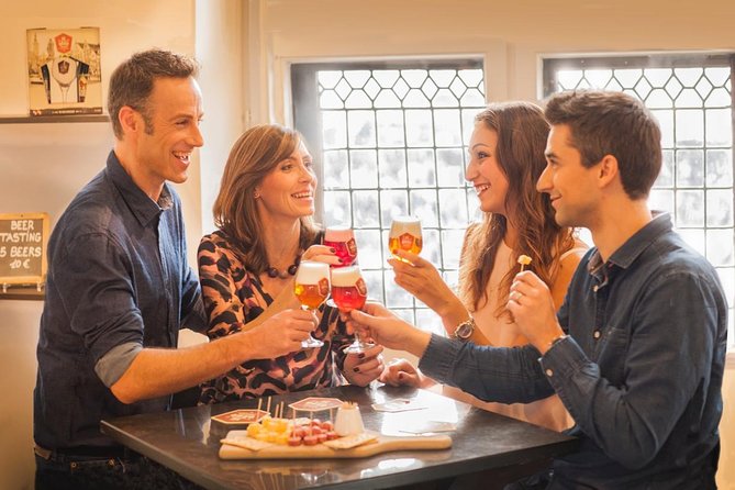 BeerWalk Brussels (English guide) - Manneken Pis and a Proper Pub Stop Across the Street