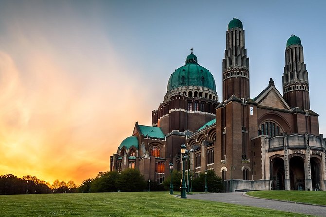 Best of Brussels : Private Luxury Tour - St. Michael and St. Gudula Cathedral: Gothic scale and stained glass