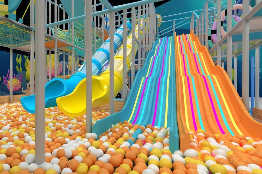 Bruges: AttractionPark and Dolphinarium at Boudewijn Seapark - Rain plan: the indoor playground opened in June 2025
