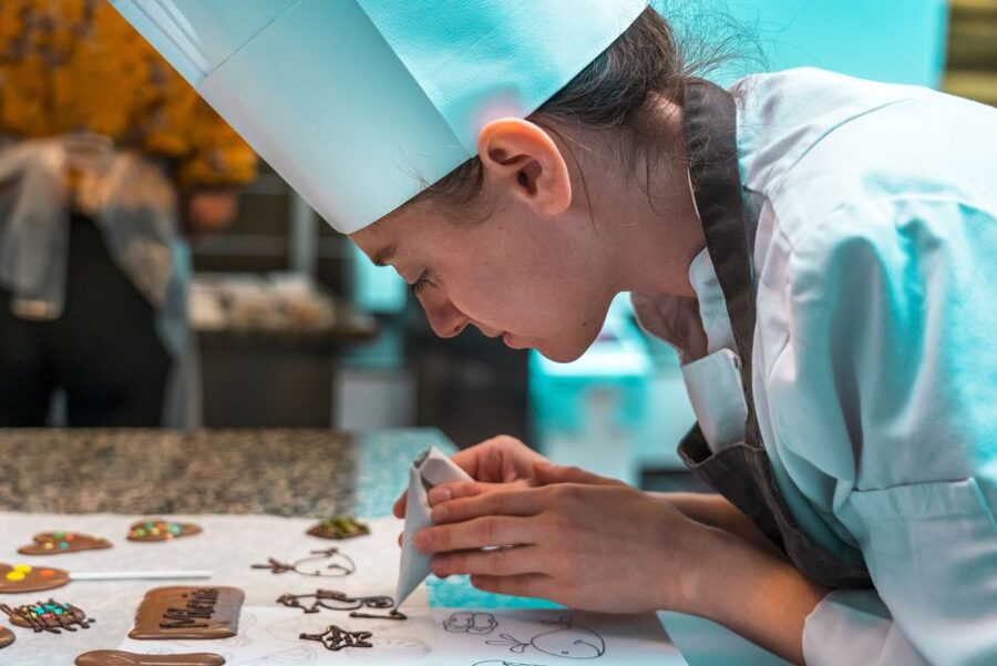 Bruges: Chocolate Making Workshop and Chocolate Museum Entry - FAQ
