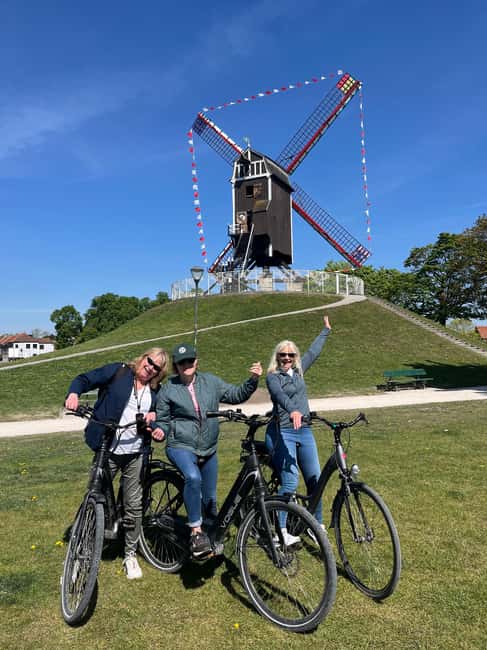 Bruges: City Highlights Bike Tour - Bruges bearings in 2.5 hours on two wheels