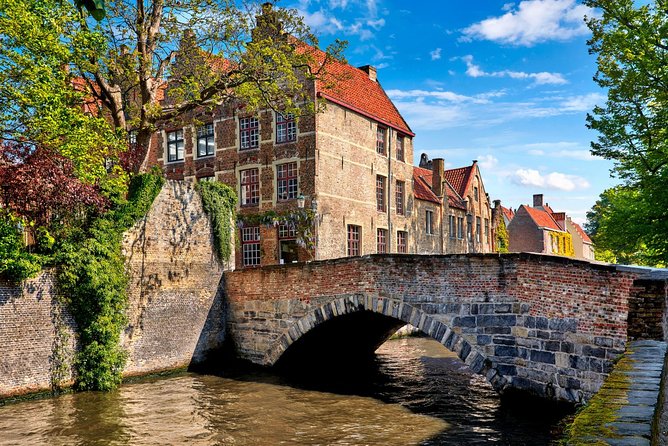 Bruges Day Trip from Brussels - Meeting Point in Brussels, How to Avoid a Stumble