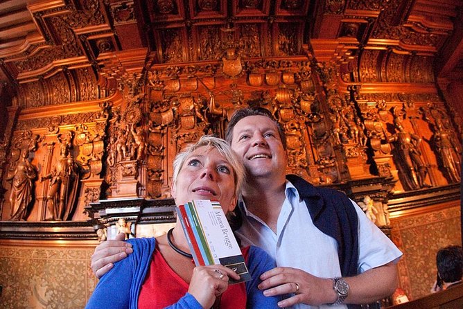 Bruges Food and History Tour: Culinary Delights & Hidden Gems - Markt Square Start: Getting Oriented Fast in Bruges