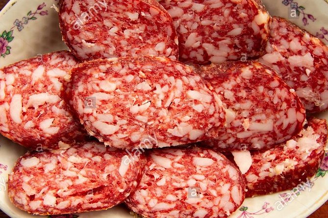 Bruges Food and History Tour: Culinary Delights & Hidden Gems - English-Friendly With a Guide Who Explains What Matters