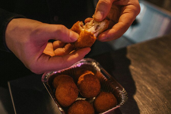Bruges Food Tour with Full Meal & Drinks by Do Eat Better - A 3.5-hour Bruges food route that makes the city click fast