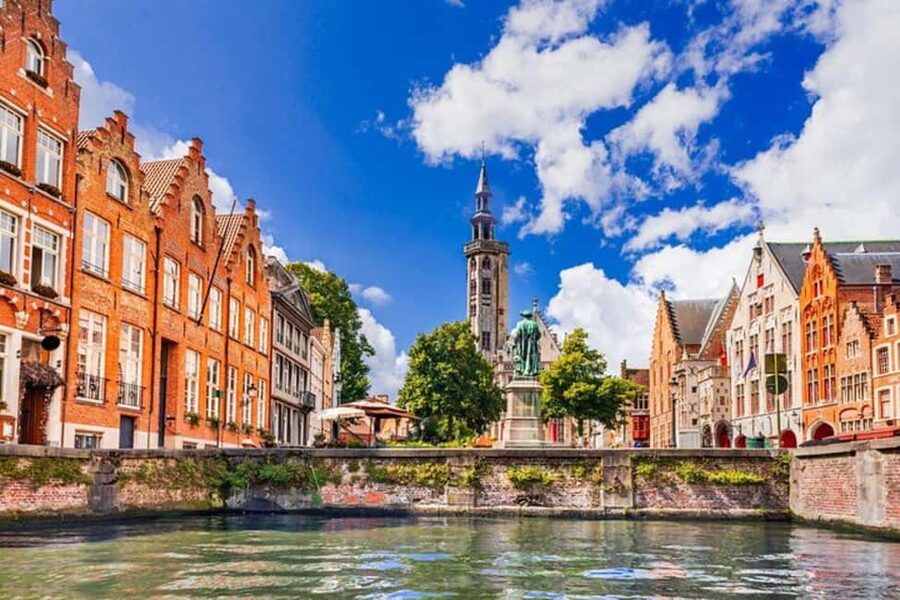 Bruges : Highlights & Hidden gems Walking Tour - Why a private 3-hour Bruges walk can be the smartest way to start