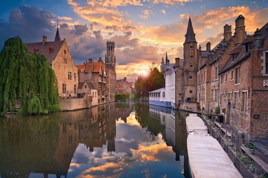 Bruges : Highlights & Hidden gems Walking Tour - Kanaal Gent-Brugge and the Augustine Bridge: the city’s rhythm, explained