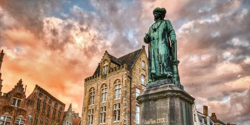 Bruges: Nightly Tales and Untold History Walking Tour - Bruges After Dusk: What the Untold-History Tour Actually Feels Like