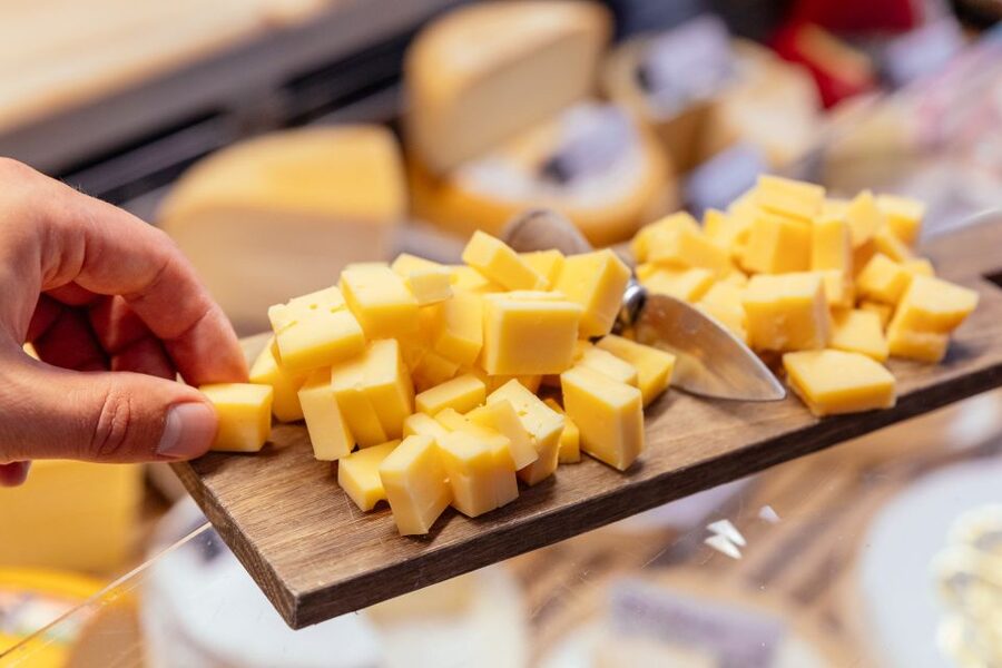 Bruges: Private Food Tour – 10 Tastings with Locals - Quick hits