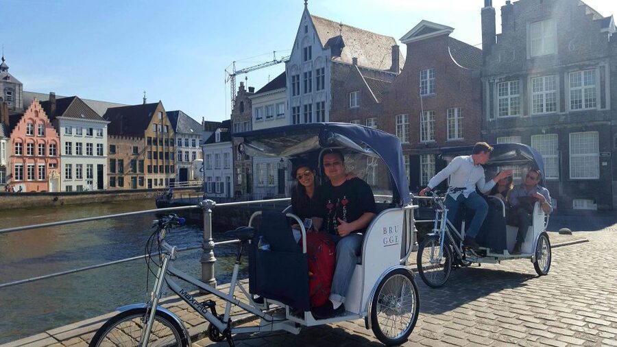 Bruges: Private Guided Tour by Pedicab - Why a Bruges pedicab tour feels better than walking