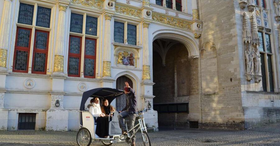 Bruges: Private Guided Tour by Pedicab - UNESCO old town canals: the views you will remember