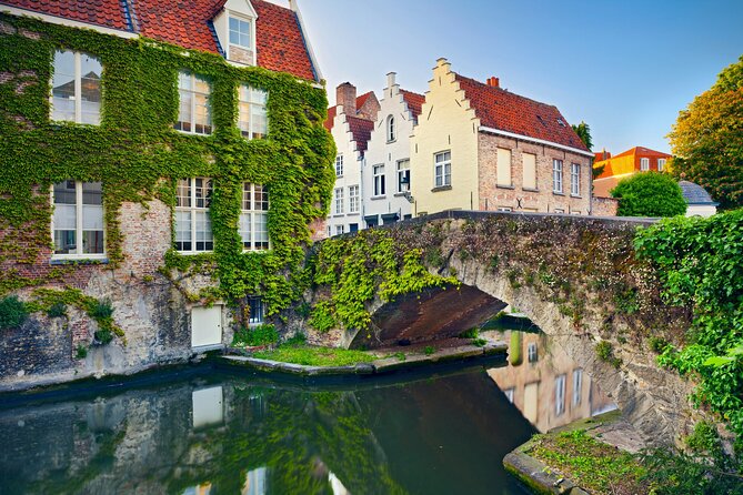 Bruges Scavenger Hunt and Highlights Self Guided Audio Tour - Belfry of Bruges: Turning a Landmark Into a Game