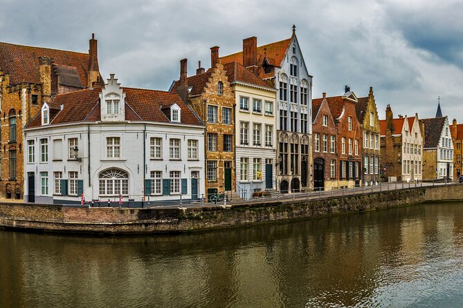 Bruges Scavenger Hunt and Highlights Self Guided Audio Tour - The Route at a Glance: Your 2 km, 10-Stop Walking Day