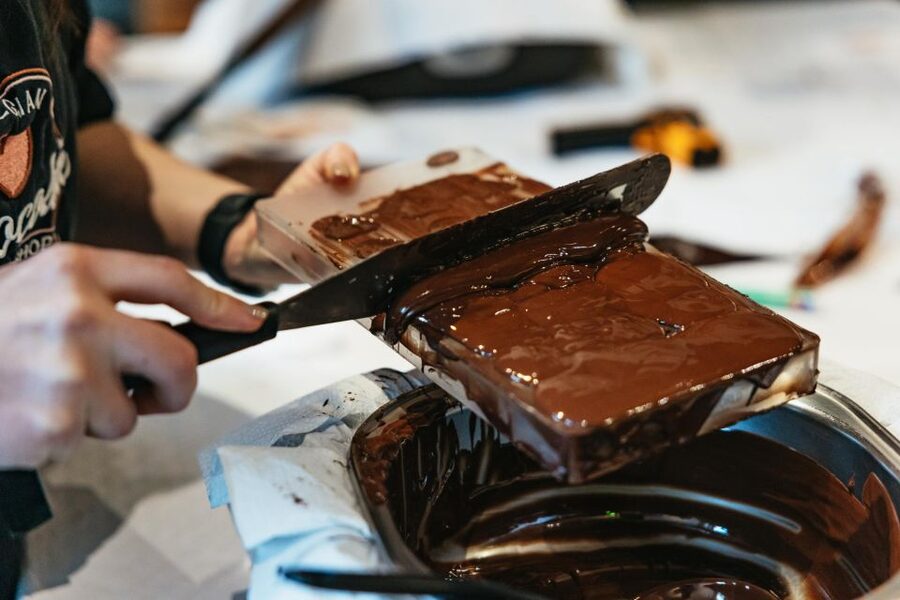 Brussels: 2.5-Hour Belgian Chocolate Making Workshop - Getting There From Anneessens, Grand Place, or Brussels Midi