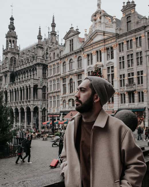 Brussels: 2-Hour Walking Tour of the Historic Center with a Local Guide - Manneken Pis: the irreverent stop that people actually remember