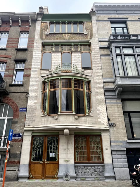 Brussels: 2-hours "Art Nouveau" Walking Tour - Cinquantenaire orientation: getting the style context fast