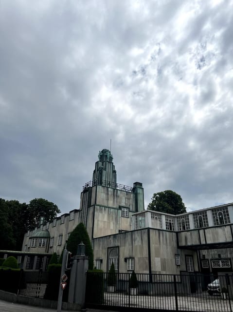 Brussels: 2-hours "Art Nouveau" Walking Tour - Price and value: what $136 really buys you