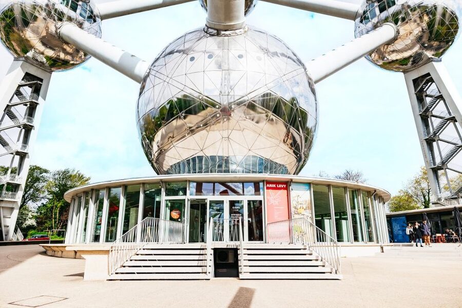 Brussels: Atomium Entry Ticket with Design Museum Ticket - 360-degree views from the upper sphere: lift access, stairs, and a smart route