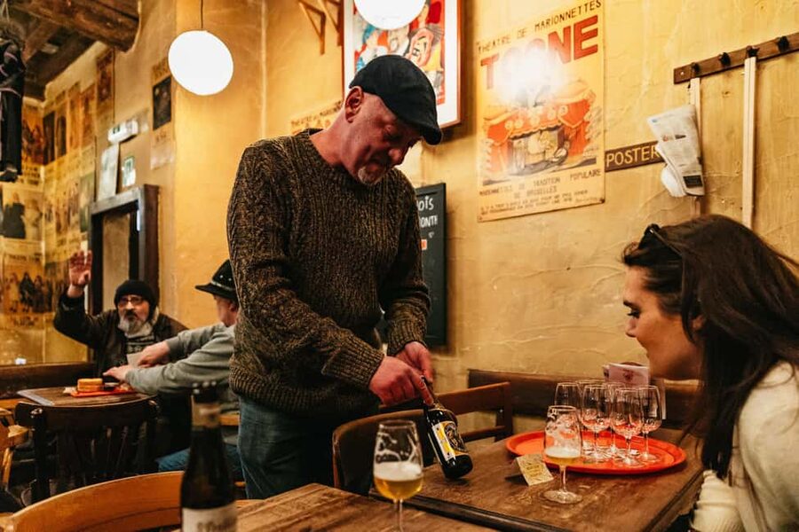 Brussels: Beer Tasting Tour with 7 Beers and Snacks - The 4-Hour Walking Rhythm (Stops That Feel Worth It)