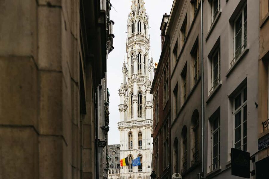 Brussels: Beer Tasting Tour with 7 Beers and Snacks - The Guide Makes It: David, Sebastian, and the Friendly Local Touch
