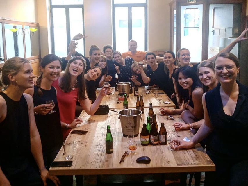Brussels: Belgian Beer Tasting and Course at a Private Bar - Five Tastings and Why Belgian Beer Styles Taste Different