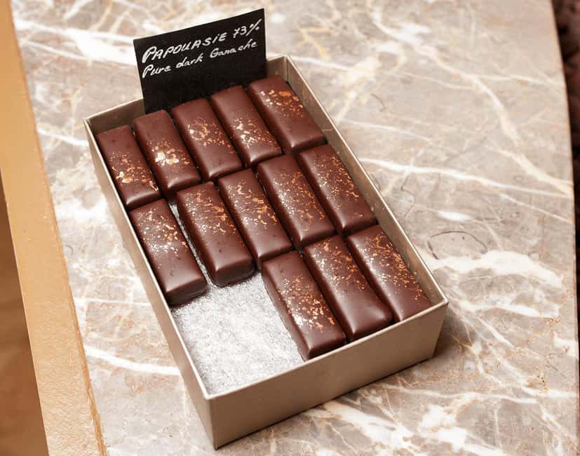 Brussels: Chocolate Appreciation and Tasting Walking Tour - Guide Quality Makes or Breaks This Tour