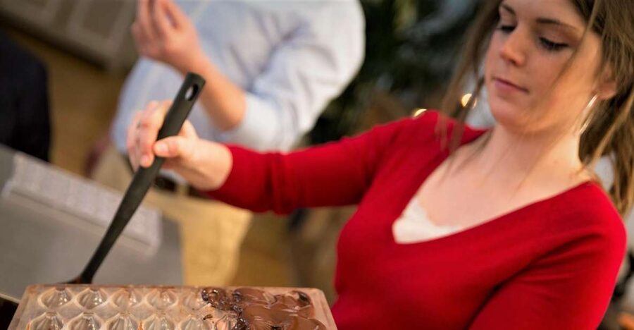 Brussels: Chocolate Workshop and Guided Walking Tour - Why this Brussels chocolate tour feels worth your $78