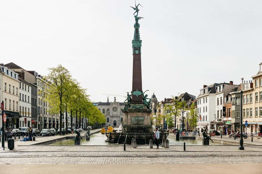 Brussels: City Highlights and Hidden Gems Bike Tour - Weather, crowds, and comfort tips that keep the ride fun