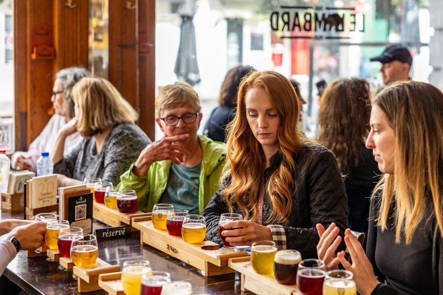 Brussels: City Highlights Walking and Tasting Tour - Guides and Group Energy: What You Can Expect From the Human Part