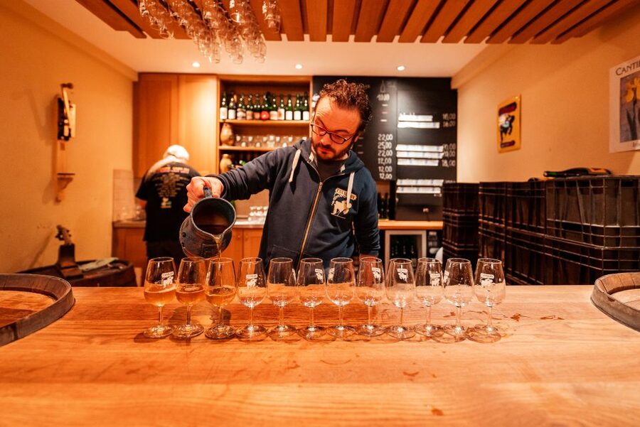 Brussels: Discover Belgium's Breweries with a Local - Multiple Venues, Different Moods: From Trendy to Medieval