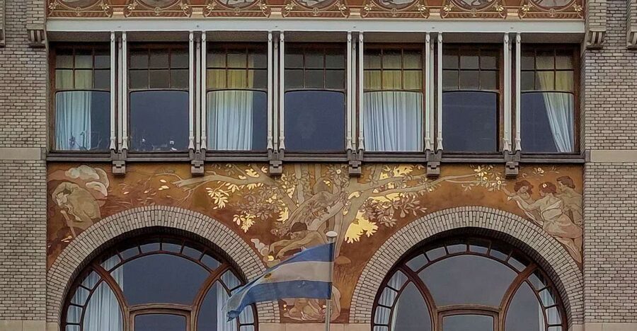 Brussels: Fall and Rise of Art-Nouveau Guided Tour - Quick hits before you go