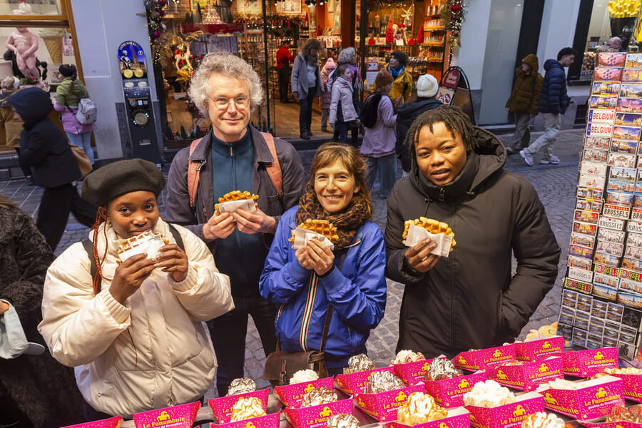 Brussels Food Tour: Main Dish, Beer, Waffle & Chocolate - How the walking tour pace affects your comfort