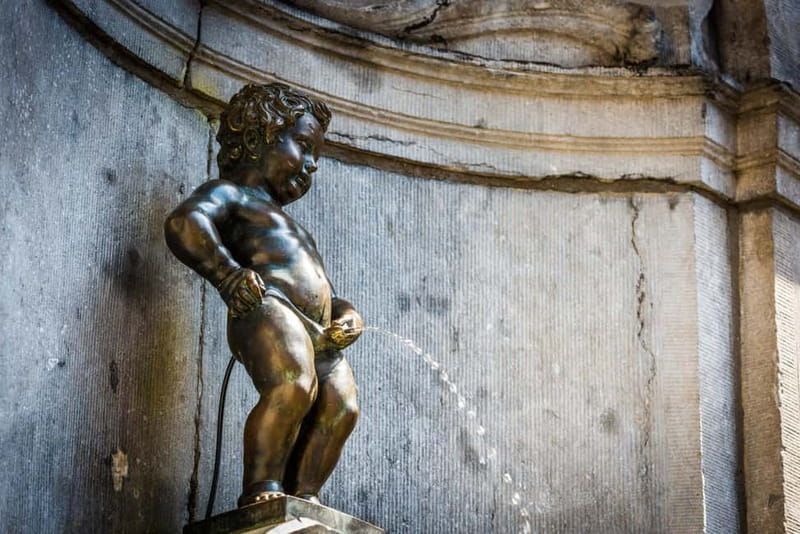 Brussels: Highlights and Hidden Corners Private Guided Walk - Église Saint-Nicolas and Sablon: Gothic Grandeur, Plus a Different Neighborhood Mood