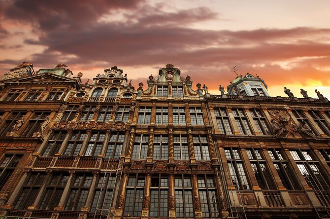 Brussels Highlights Self guided scavenger hunt and Walking Tour - Price and value, at 8.27 per person