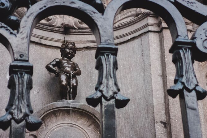 Brussels Highlights Walking and Bus Tour w/ Waffle - St. Michael and St. Gudula Cathedral and the church details that matter