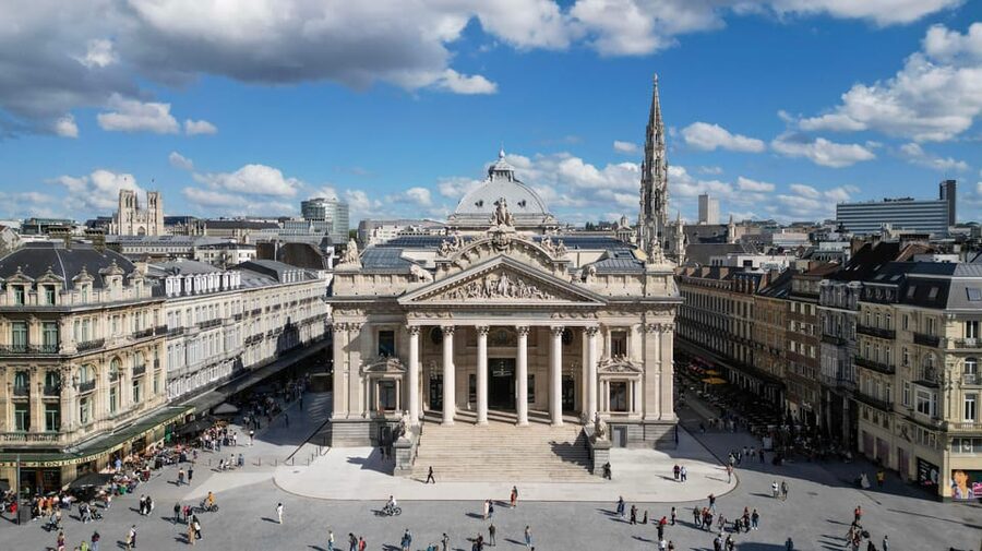 Brussels: Hop-On Hop-Off Bus Tour& Belgian Beer World Museum - Key points worth knowing